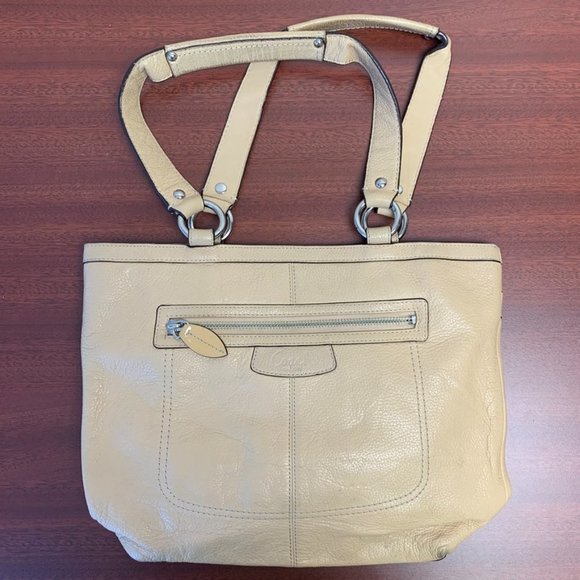 Beautiful Coach Penelope Tan Pebble Tote Bag - Picture 1 of 10